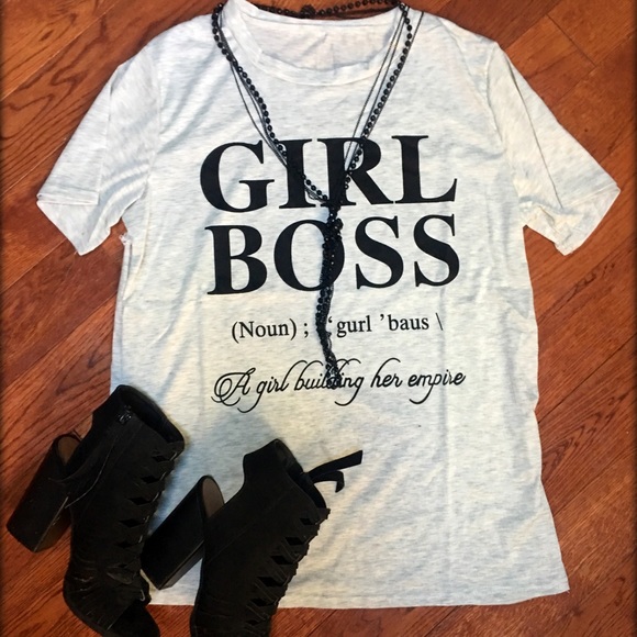 Girl Boss Tops - Price⬇️ 🆕NWT Light Gray GIRL BOSS TShirt XL